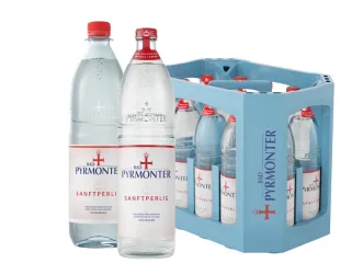 Zwei Flasche Bad Pyrmonter Sanftperlig und dazu ein Kasten