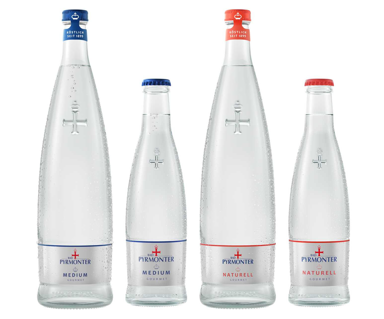 Vier Bad Pyrmonter Gastronomie Mineralwasserflaschen: zwei Flaschen Medium mit blauem Verschluss und zwei Flaschen Naturell mit rotem Verschluss, jeweils in zwei unterschiedlichen Größen.